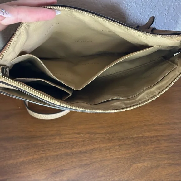 Coach Beige Leather Crossbody Bag - Picture 5 of 7